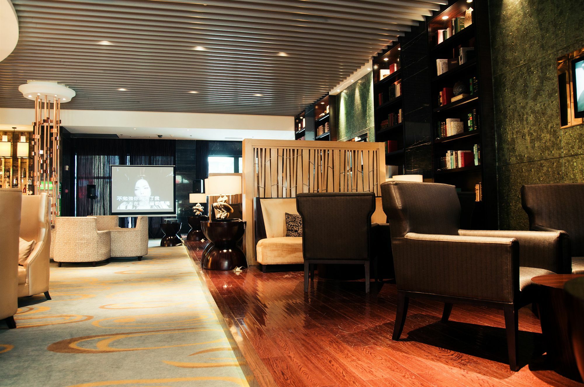 Riviera Hotel Ningbo Exterior photo