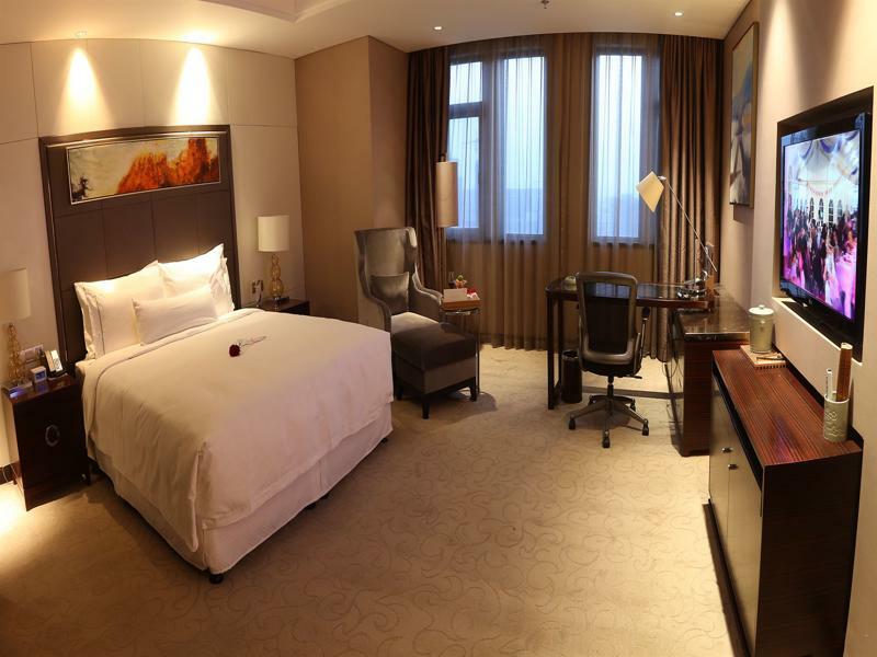 Riviera Hotel Ningbo Exterior photo
