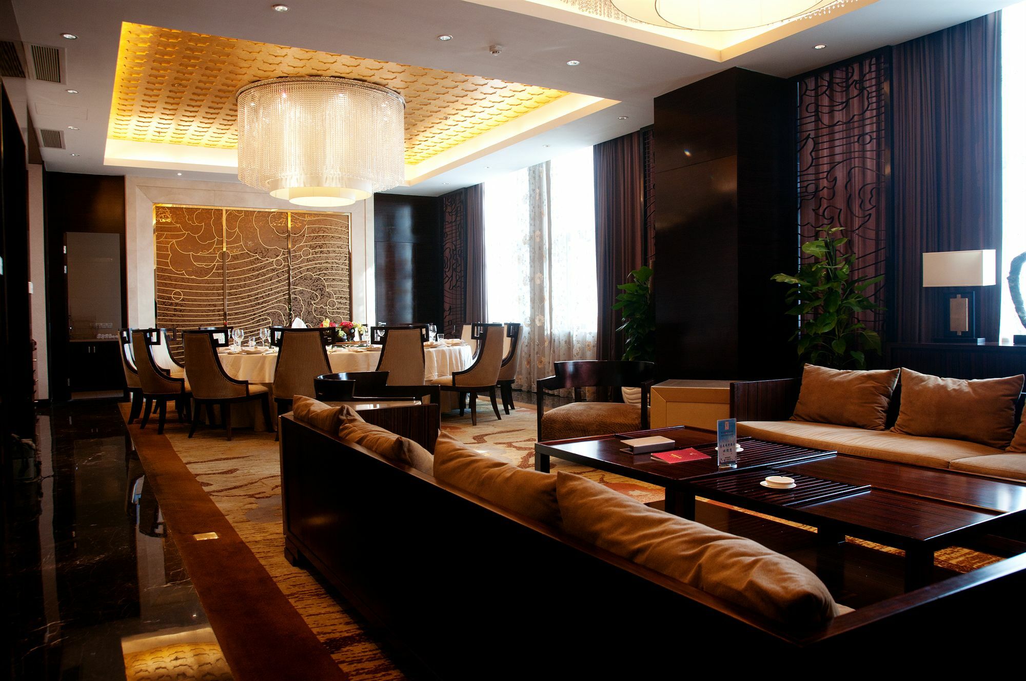 Riviera Hotel Ningbo Exterior photo